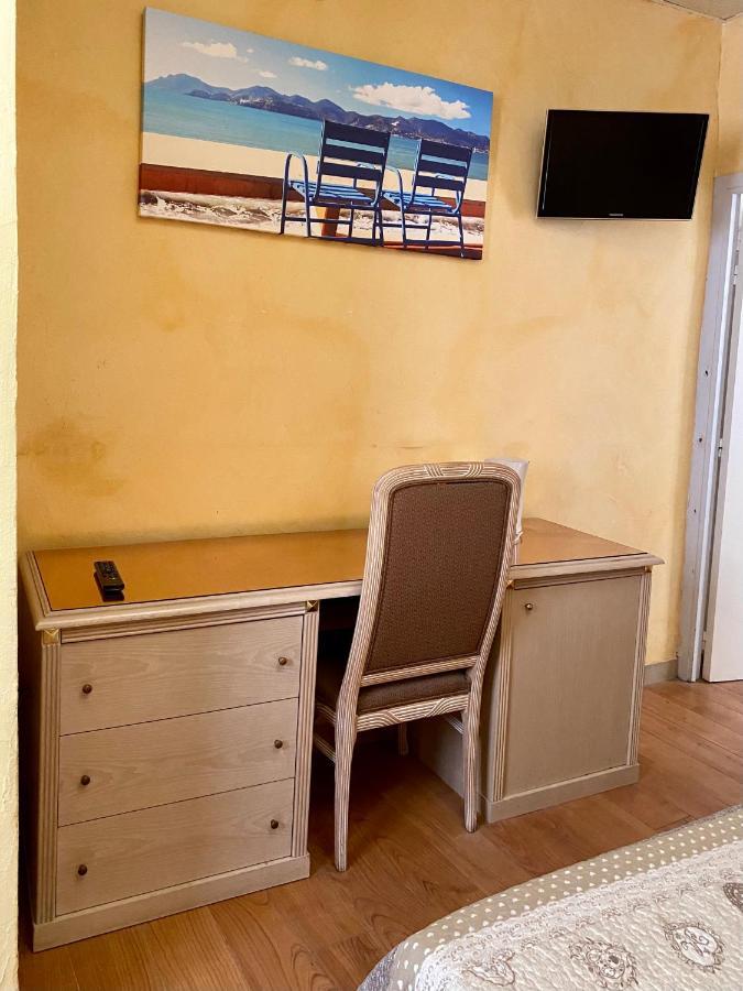 Boutique Hotel Couleurs Suds Cannes Exteriör bild